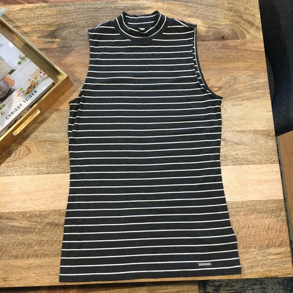 Michael Kors Tops - MICHAEL KORS SLEEVELESS TUNIC